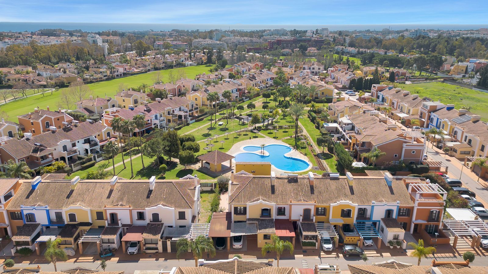 4 Bedroom Townhouse Guadalmina Alta