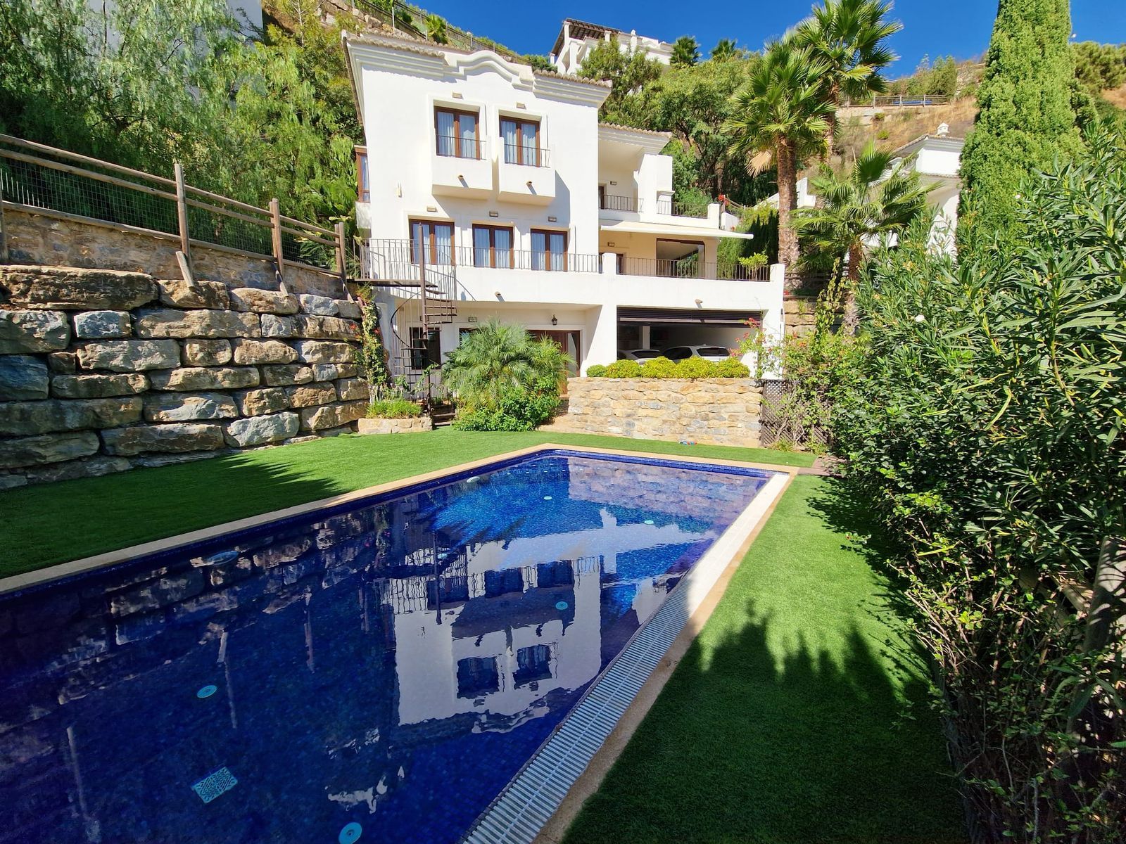 5 Bedroom Villa Benahavís