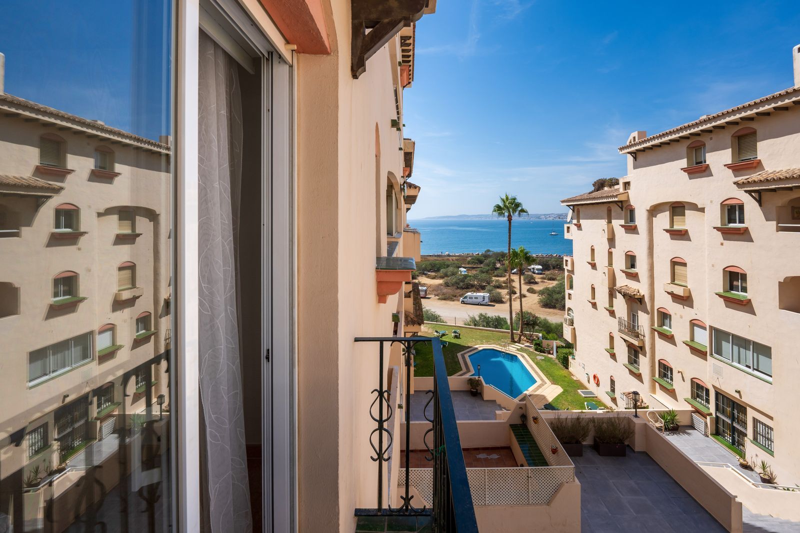 2 Bedroom Apartment Estepona