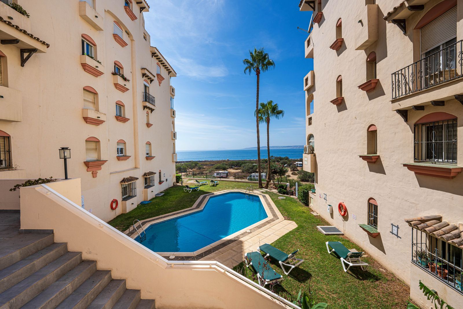 2 Bedroom Apartment Estepona image 29