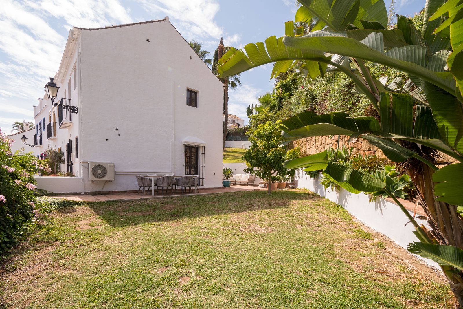 2 Bedroom Townhouse Nueva Andalucía image 5