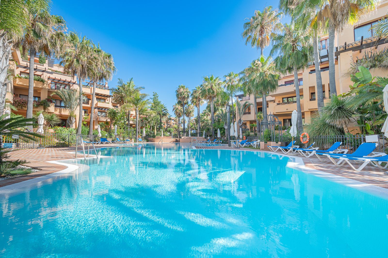 2 Bedroom Apartment San Pedro de Alcántara