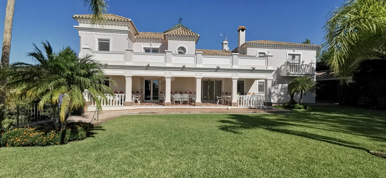 5 Bedroom Villa Estepona