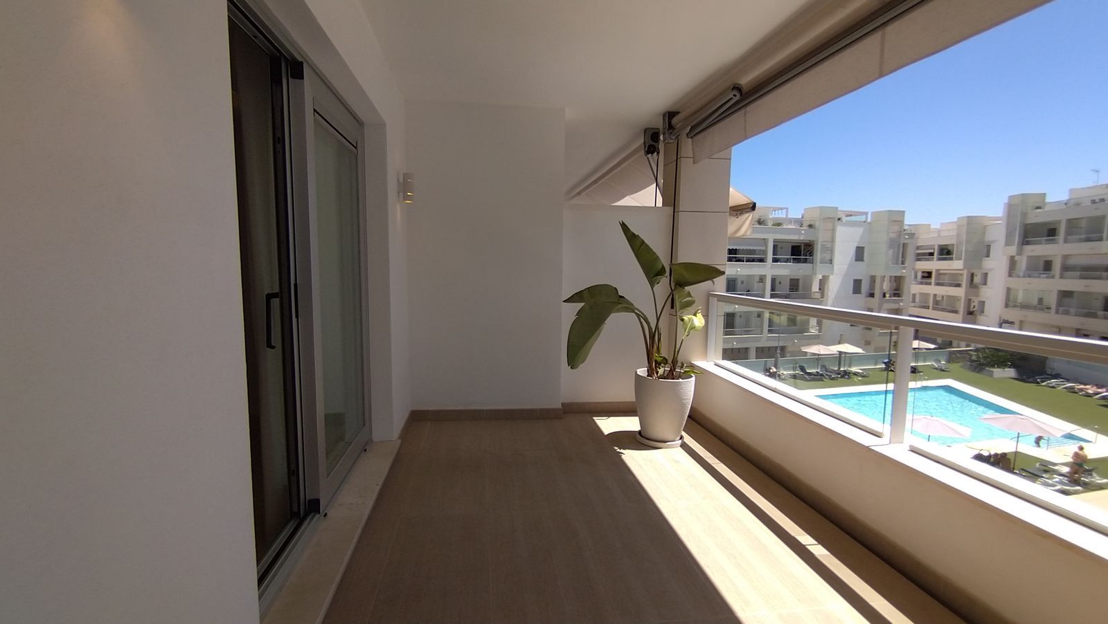 3 Bedroom Apartment San Pedro de Alcántara image 1