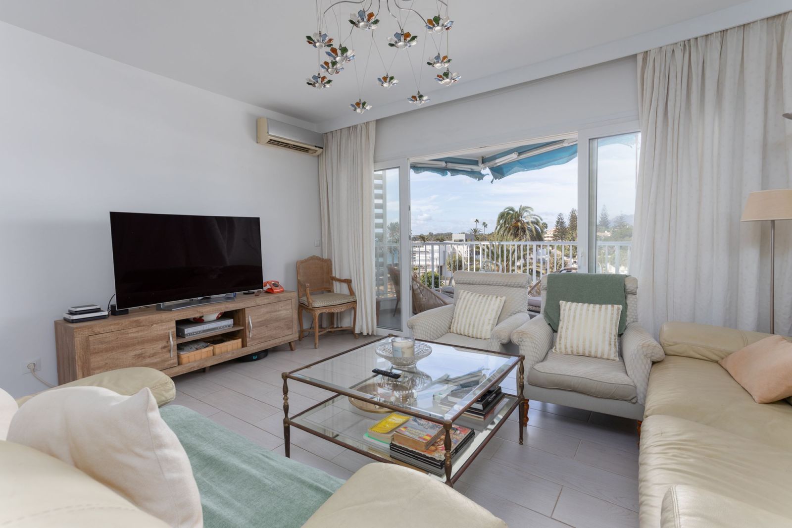 2 Bedroom Penthouse San Pedro de Alcántara image 6