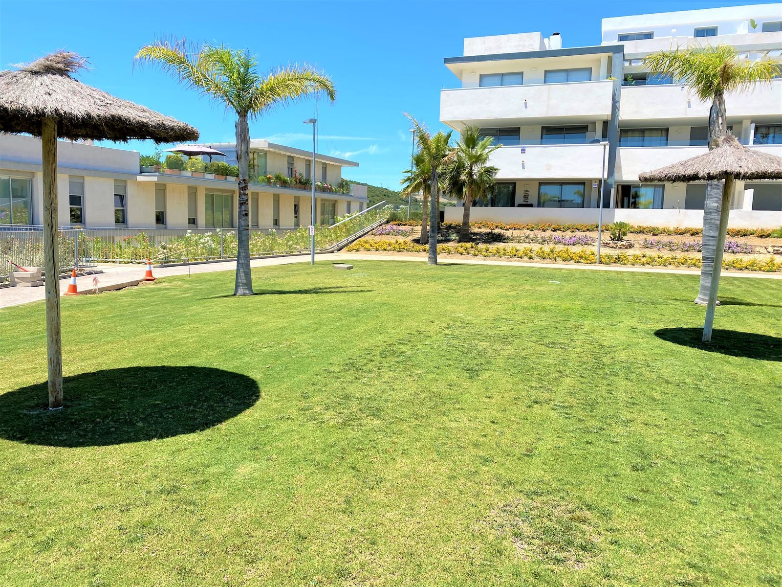 2 Bedroom Penthouse Estepona image 17