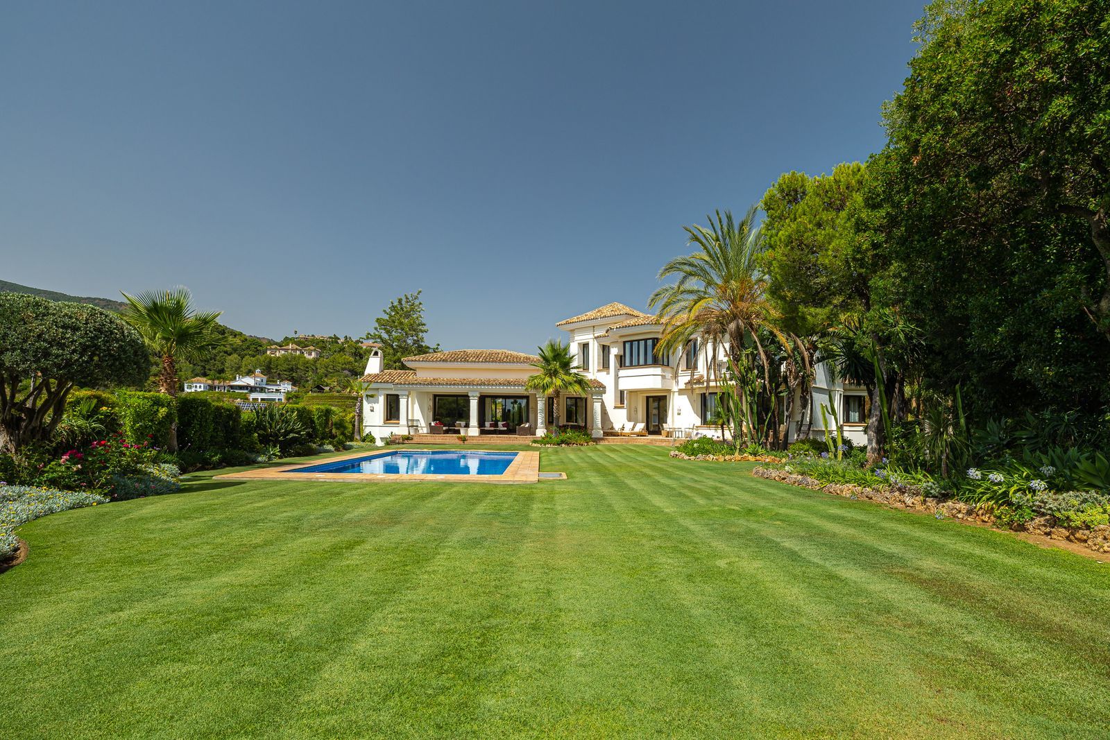 7 Bedroom Villa La Zagaleta image 18