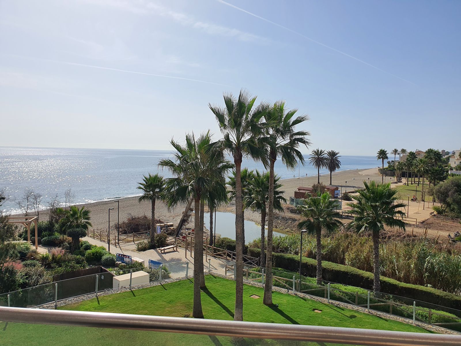 3 Bedroom Apartment Estepona image 8