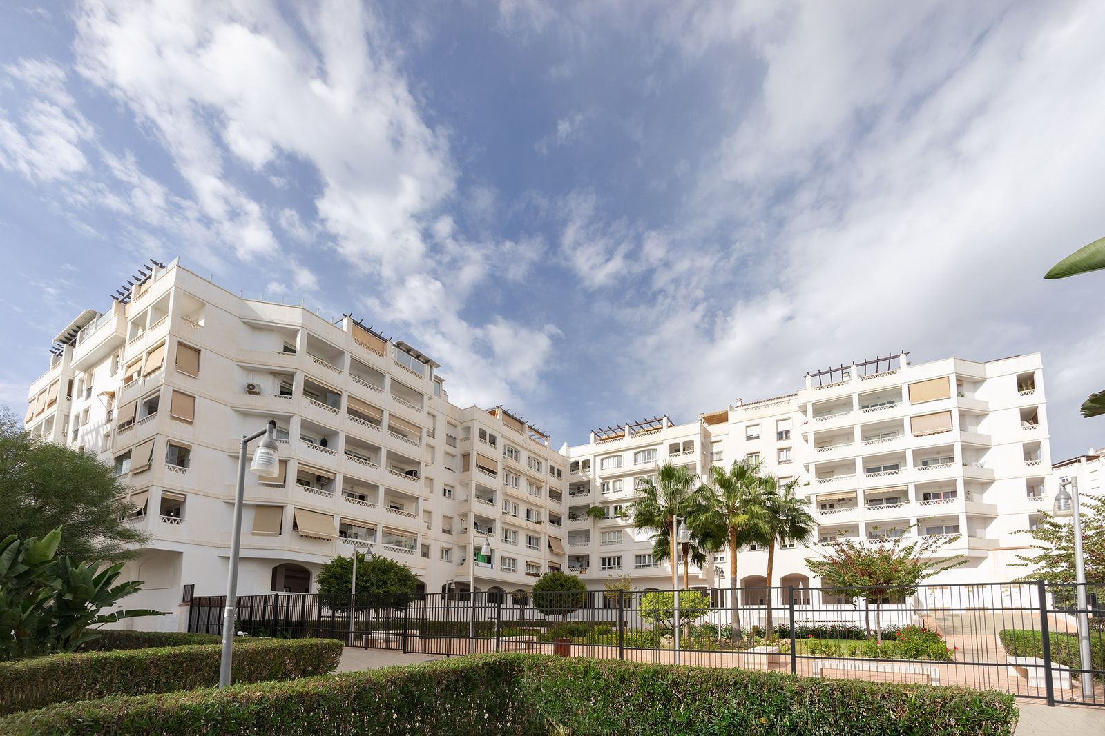 3 Bedroom Apartment Nueva Andalucía image 20