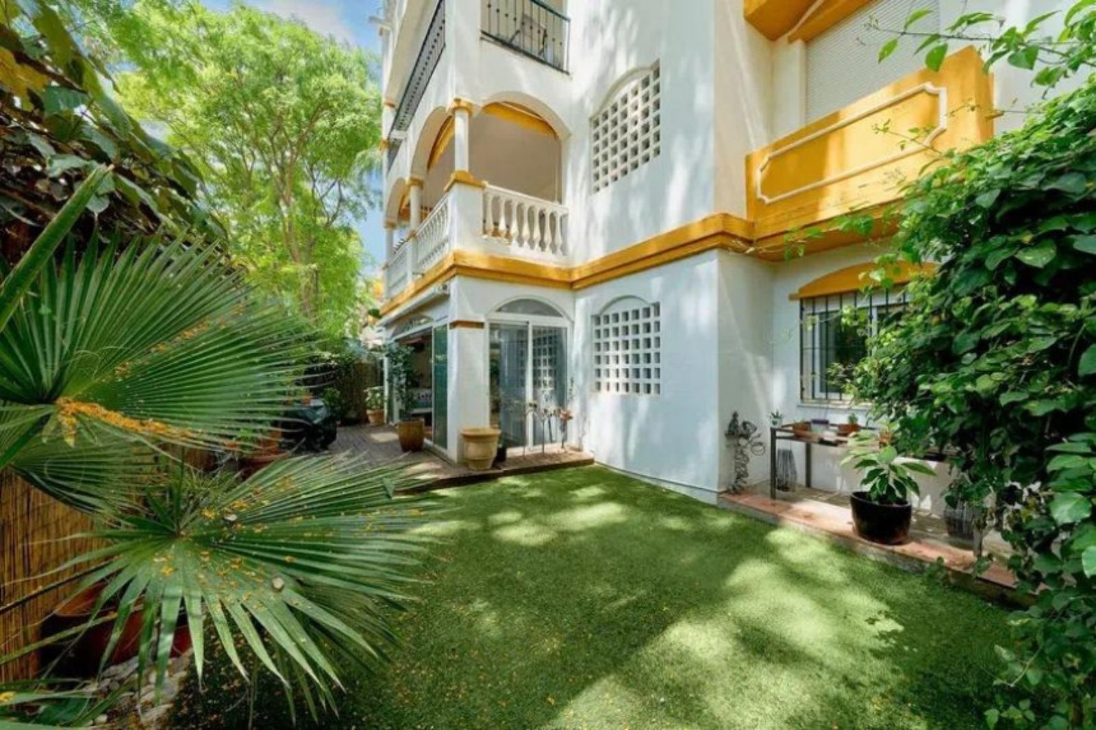 3-bedroom Ground Floor Apartment in Marbella