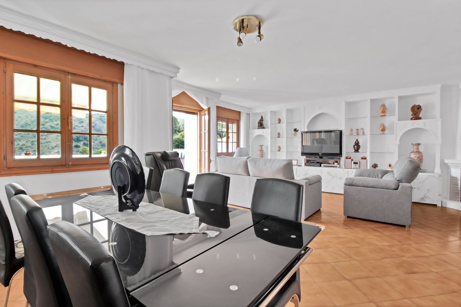 5-bedroom Duplex in Benahavís
