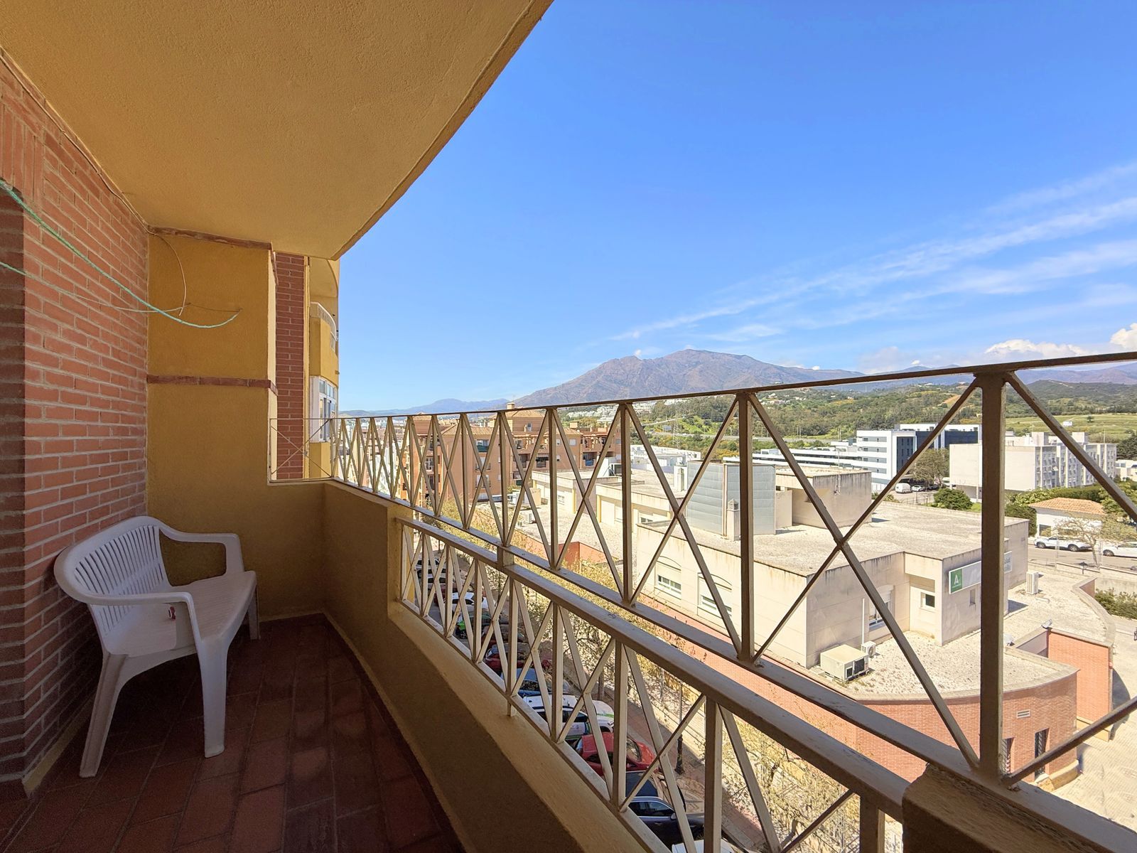 4-bedroom Apartment in Estepona