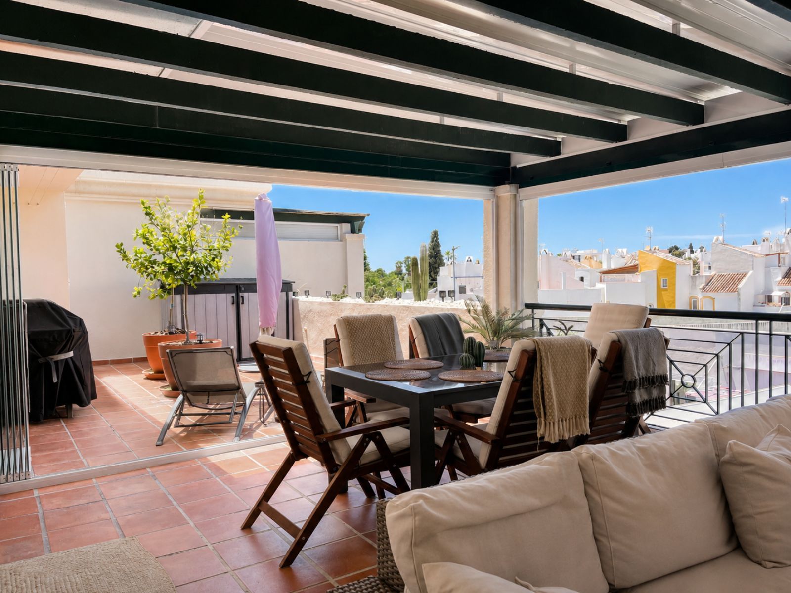 2-bedroom Penthouse in Nueva Andalucia