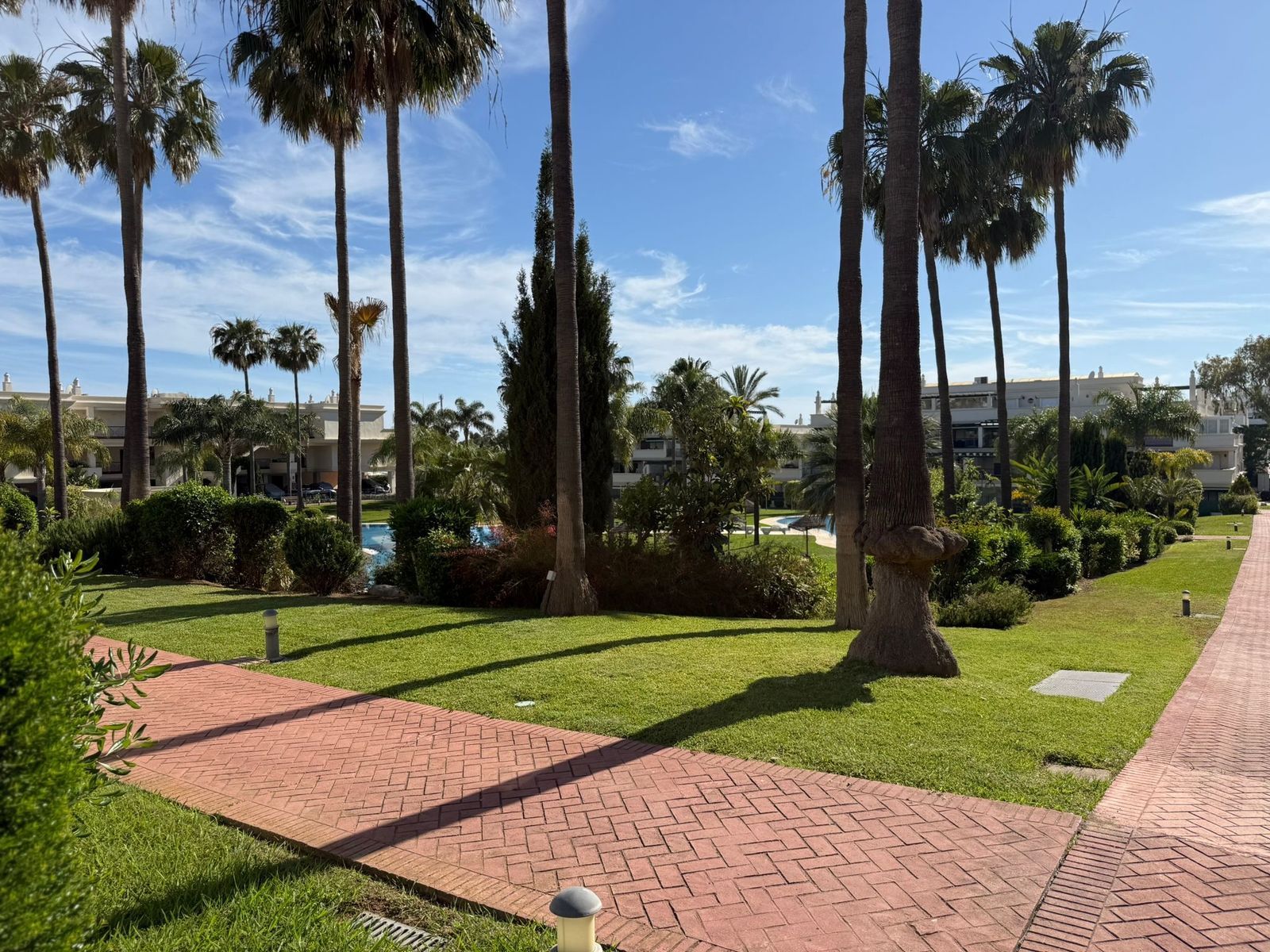 2-bedroom Ground Floor Apartment in Nueva Andalucia