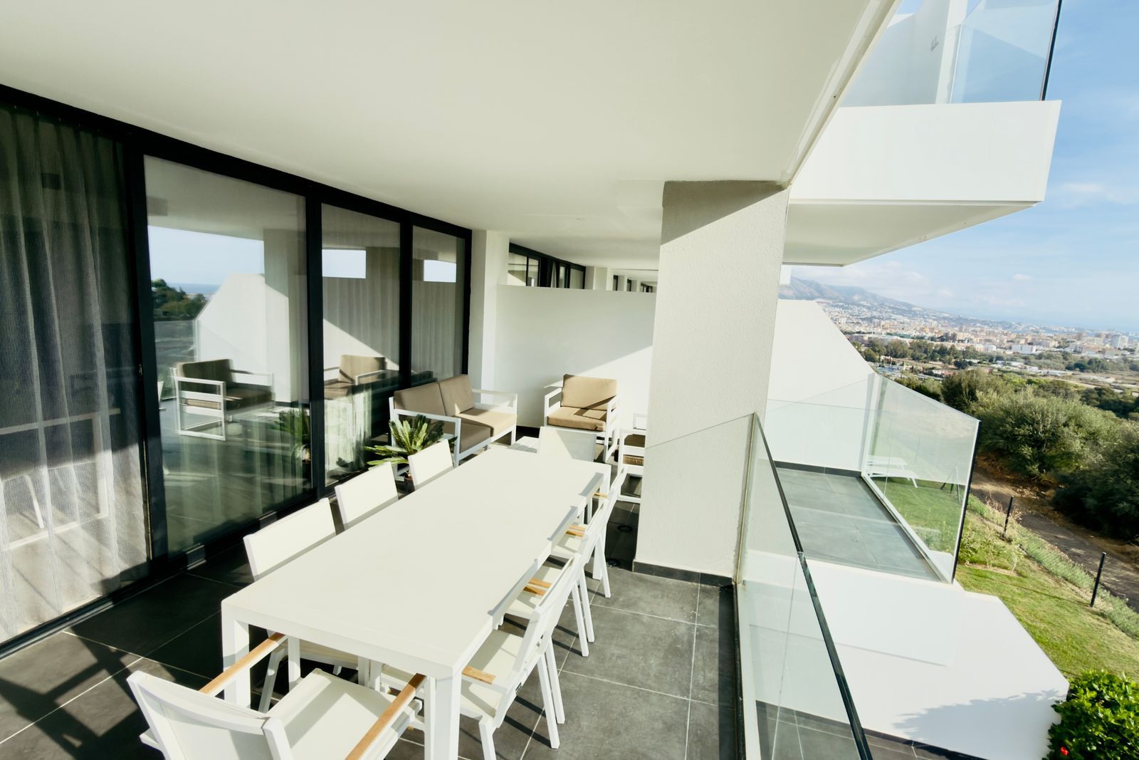 4-bedroom Apartment in Mijas Costa