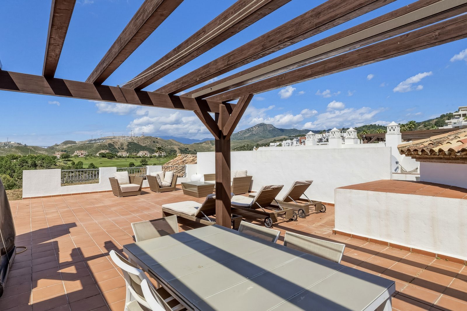 3-bedroom Penthouse Duplex in Los Arqueros