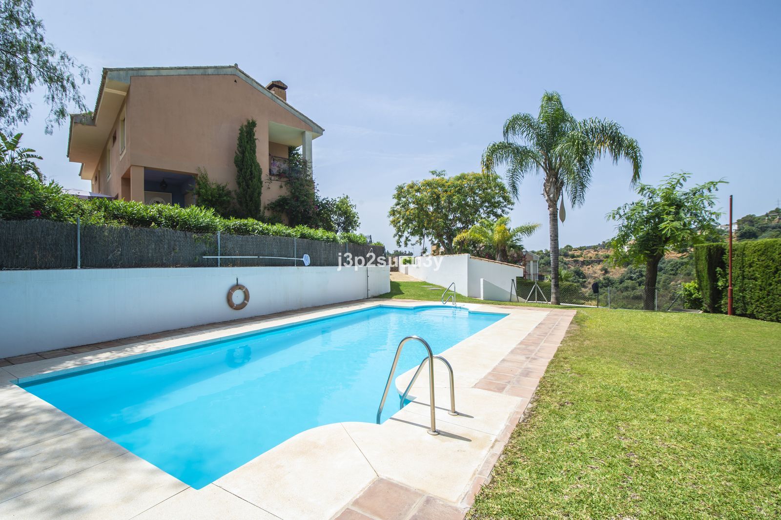 3-bedroom Semi-Detached House in Estepona