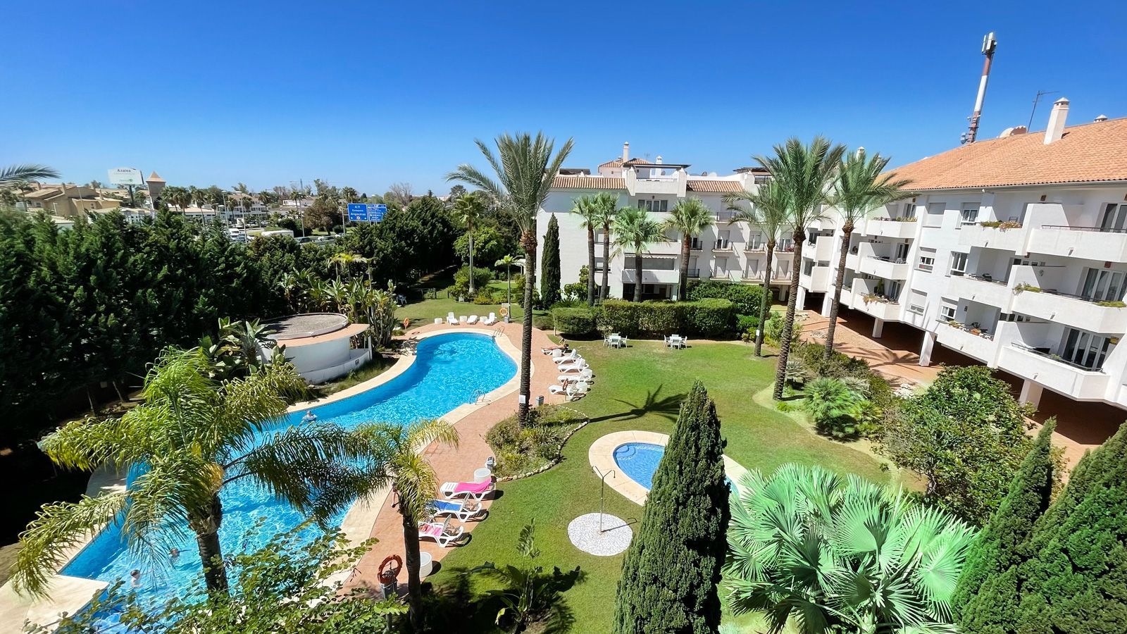 4-bedroom Penthouse Duplex in Nueva Andalucia