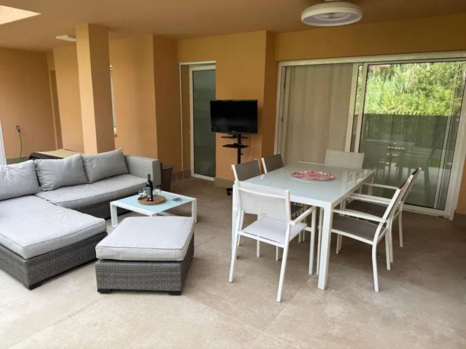 2-bedroom Ground Floor Apartment in Las Chapas