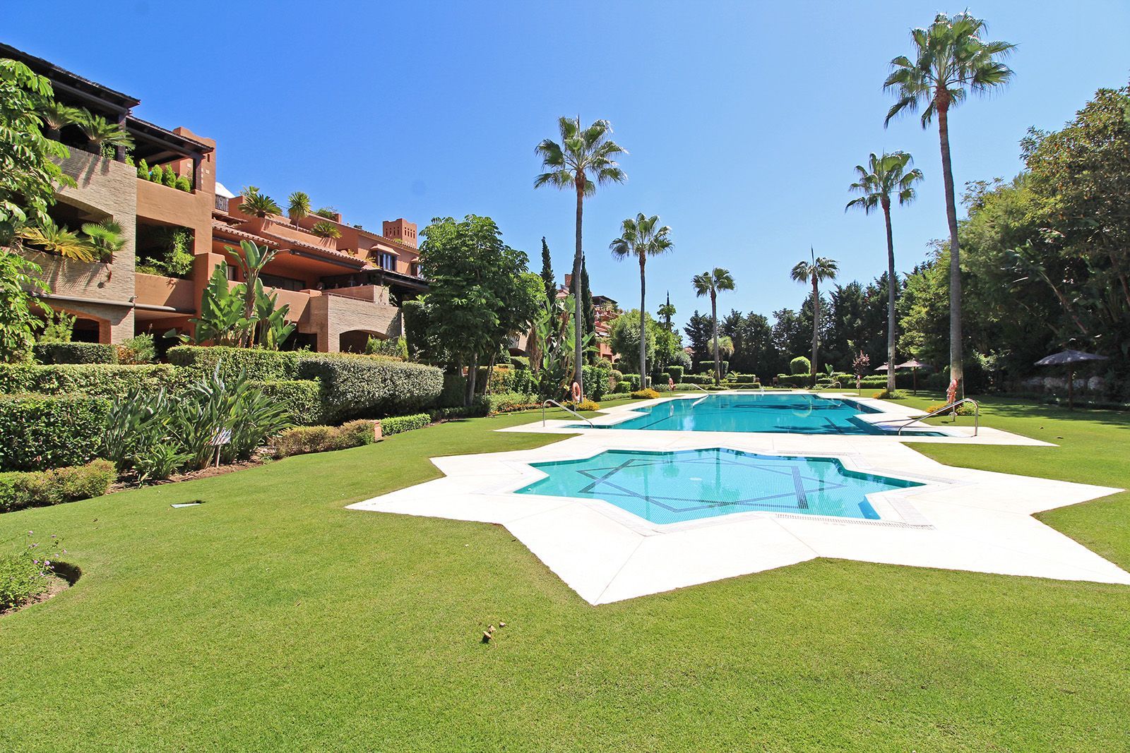 2-bedroom Ground Floor Apartment in Guadalmina Baja