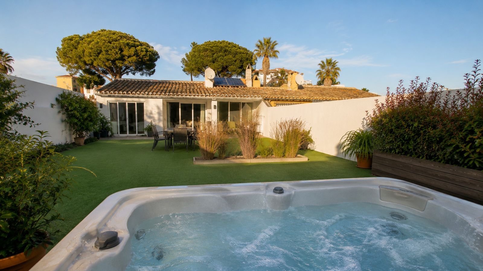 3-bedroom Semi-Detached House in Calahonda