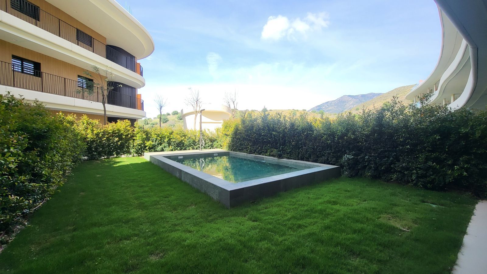 2-bedroom Ground Floor Apartment in Higueron