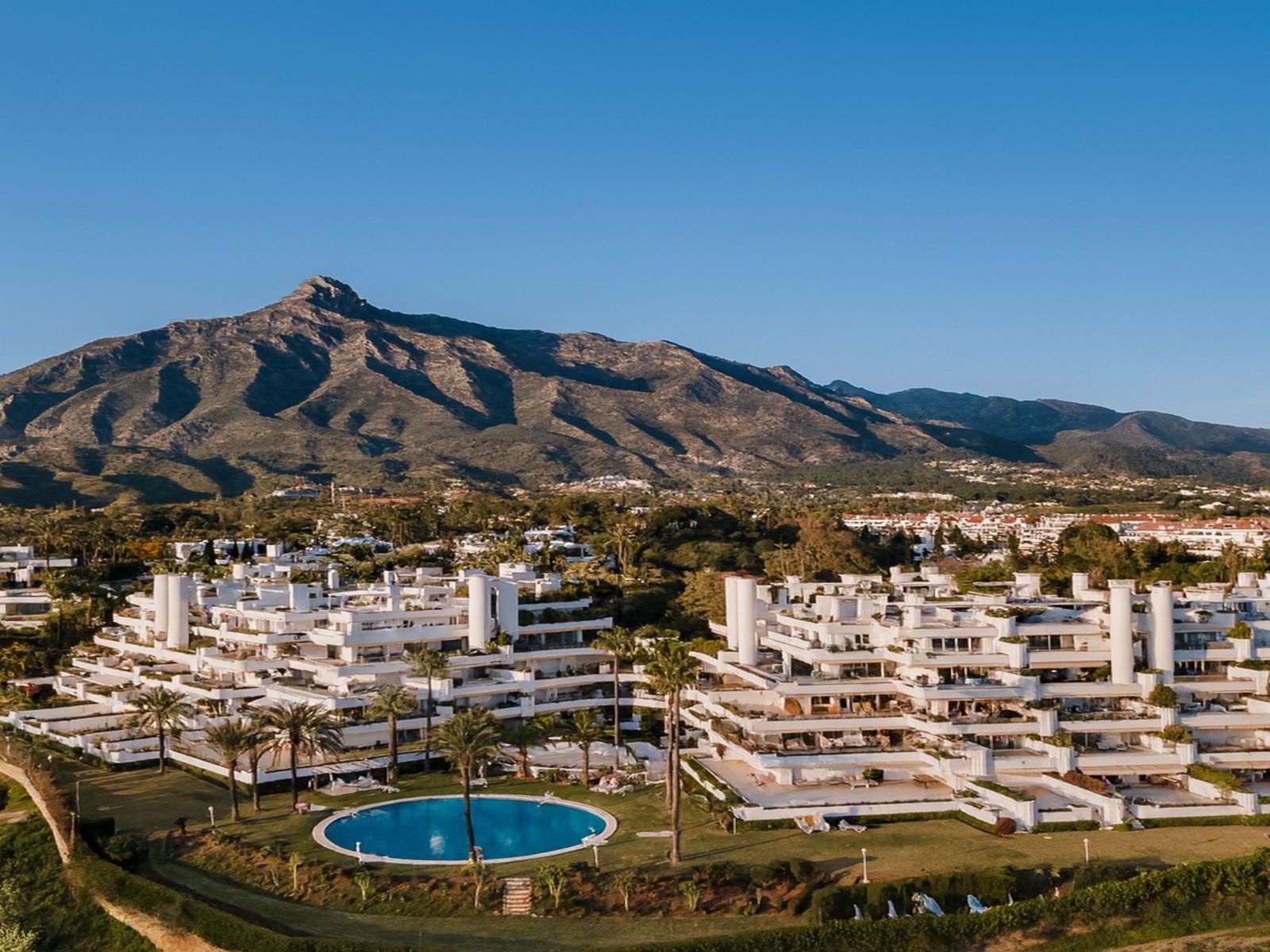 1-bedroom Ground Floor Apartment in The Golden Mile