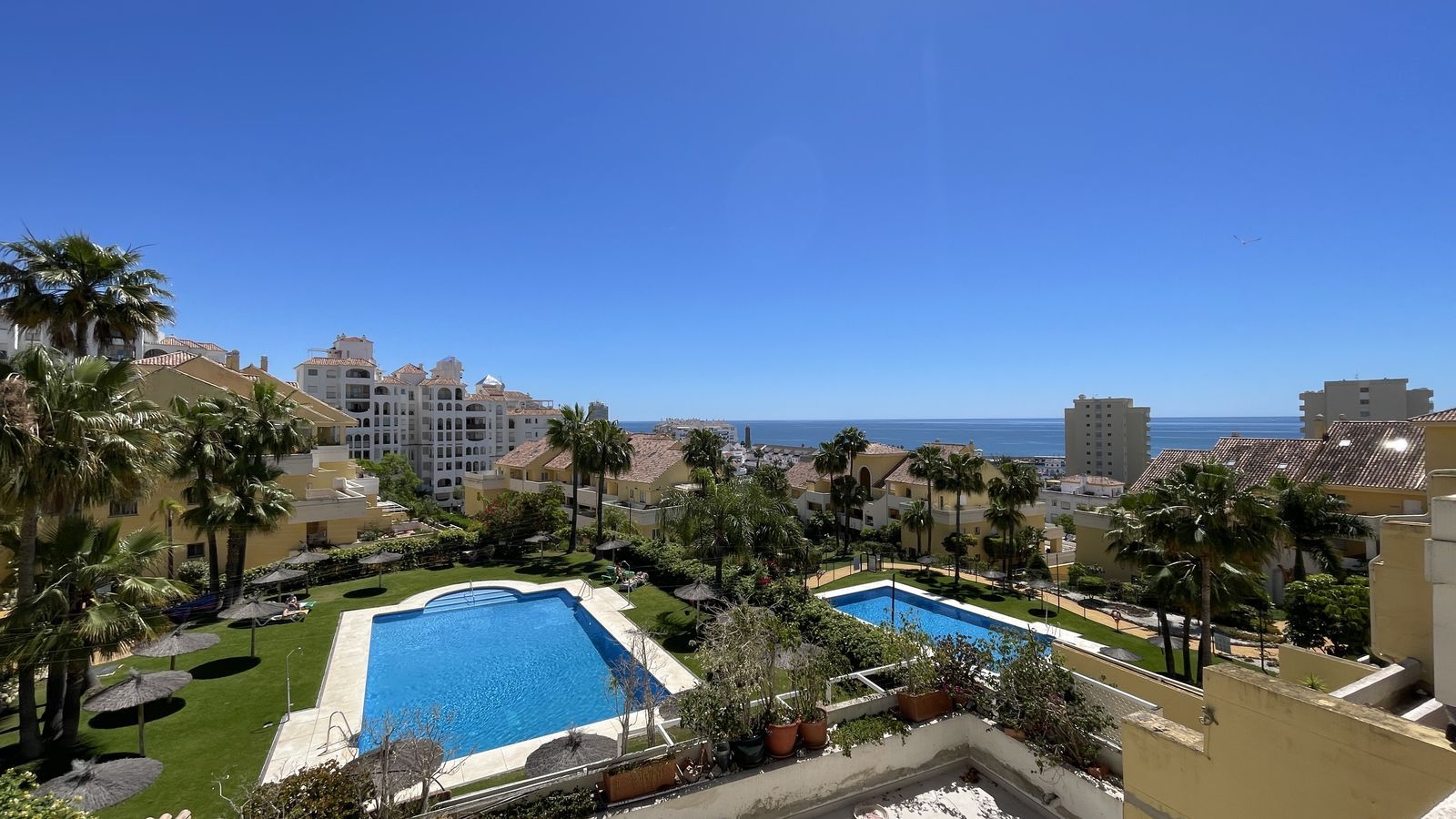 3-bedroom Apartment in Estepona