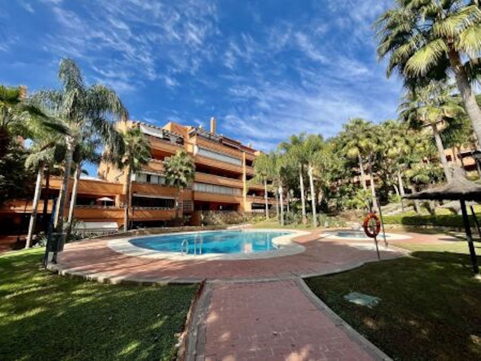 1-bedroom Apartment in The Golden Mile