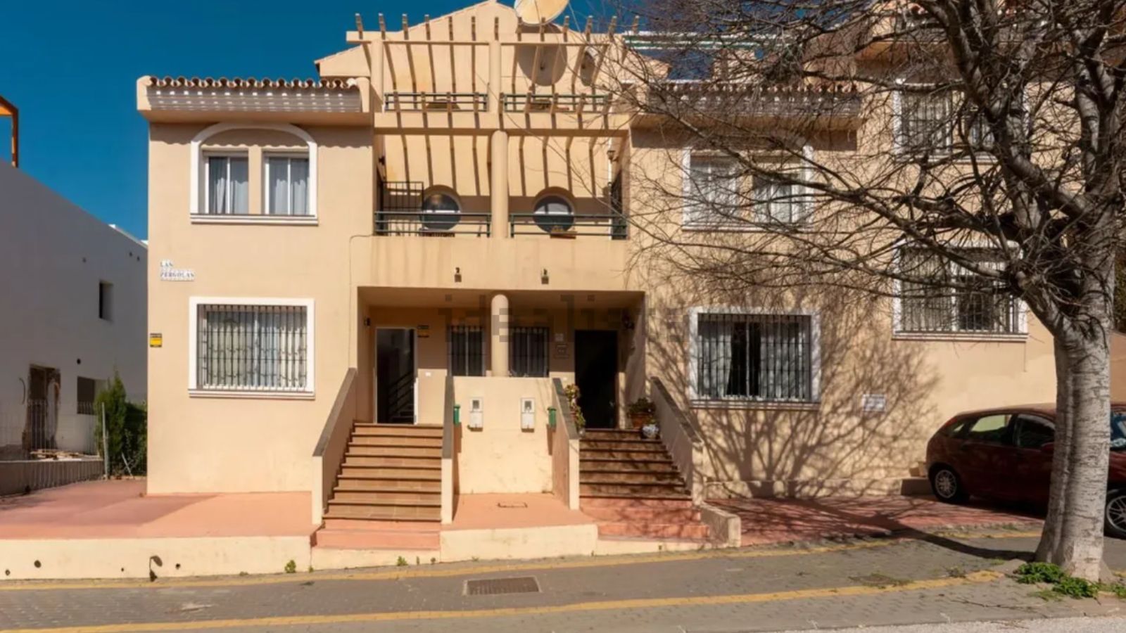 3-bedroom Semi-Detached House in Marbella