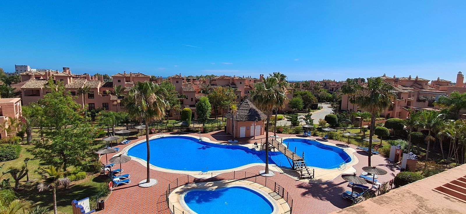 3-bedroom Penthouse Duplex in New Golden Mile