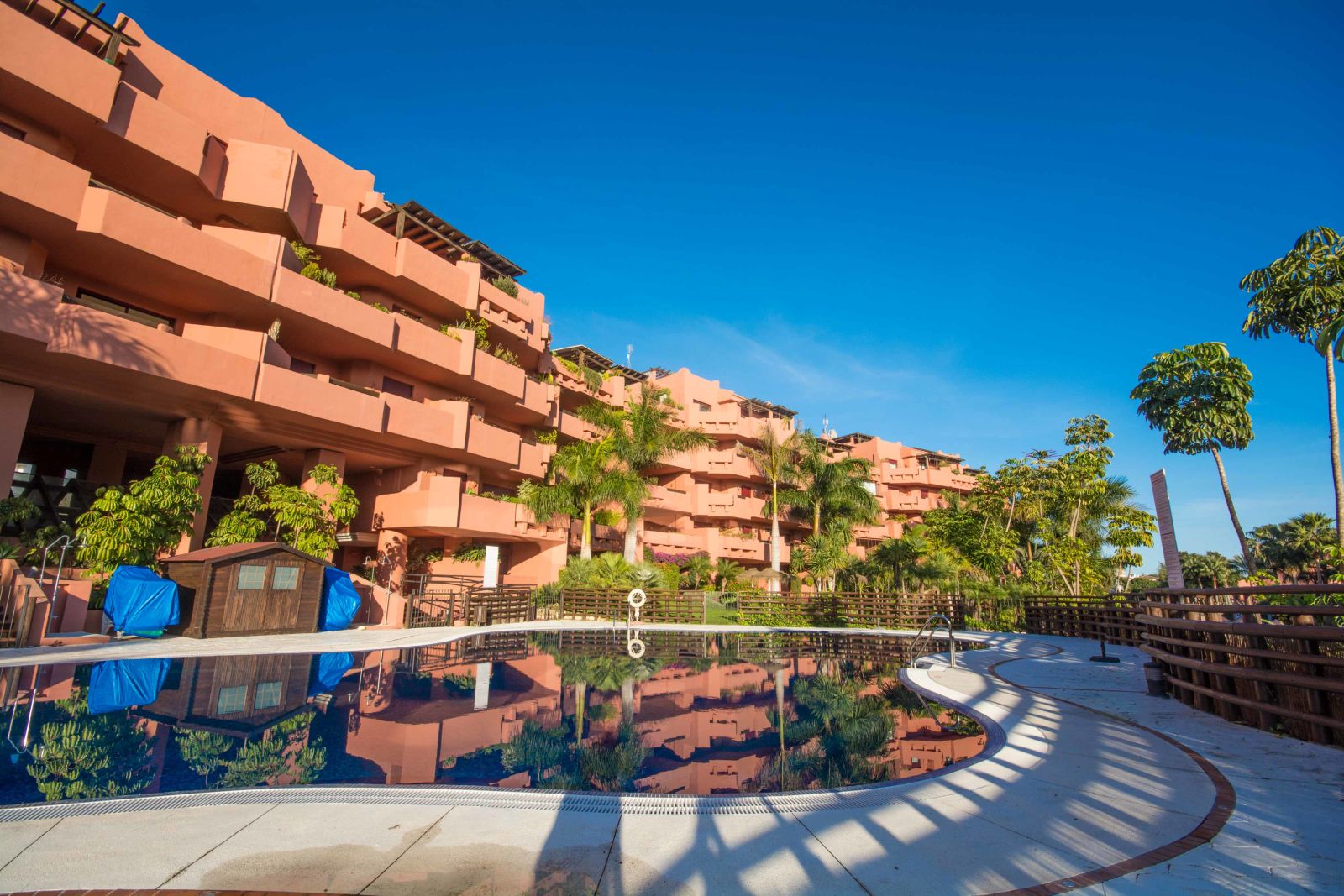4-bedroom Ground Floor Apartment in New Golden Mile