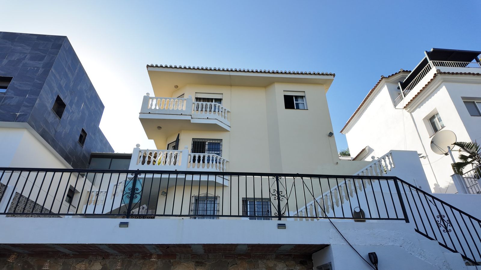 9-bedroom Townhouse in Mijas