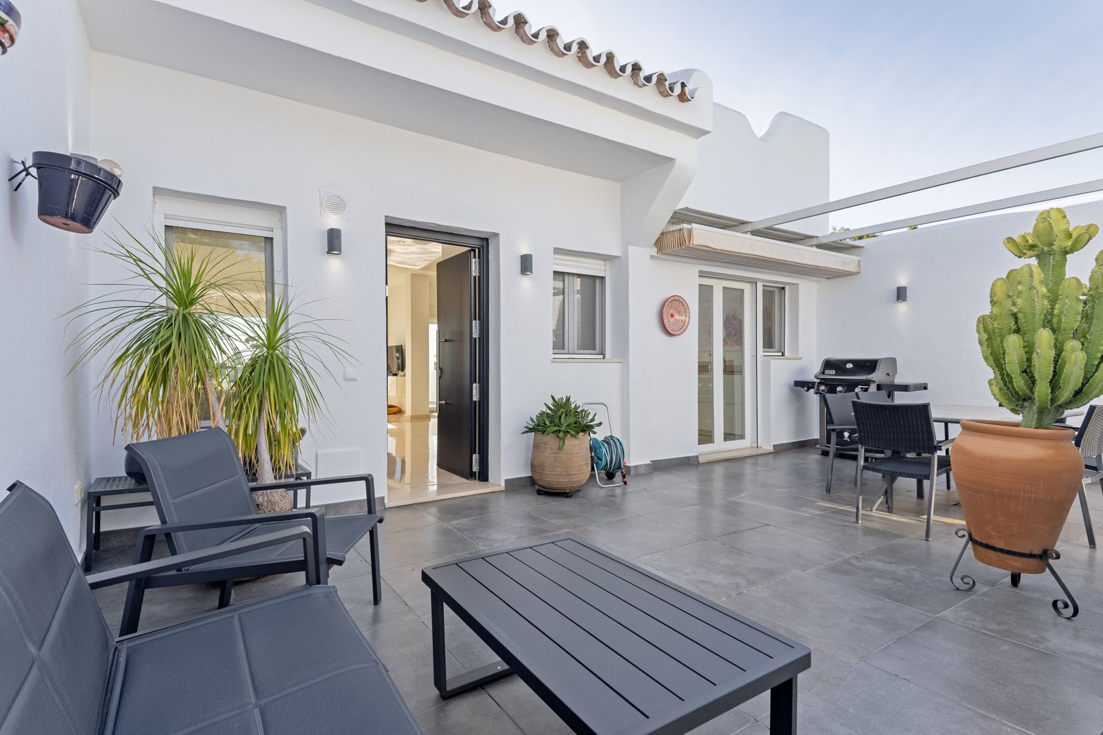 4-bedroom Semi-Detached House in Nueva Andalucia