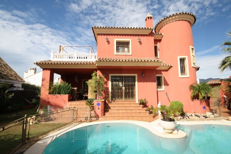 3-bedroom Villa in Las Chapas
