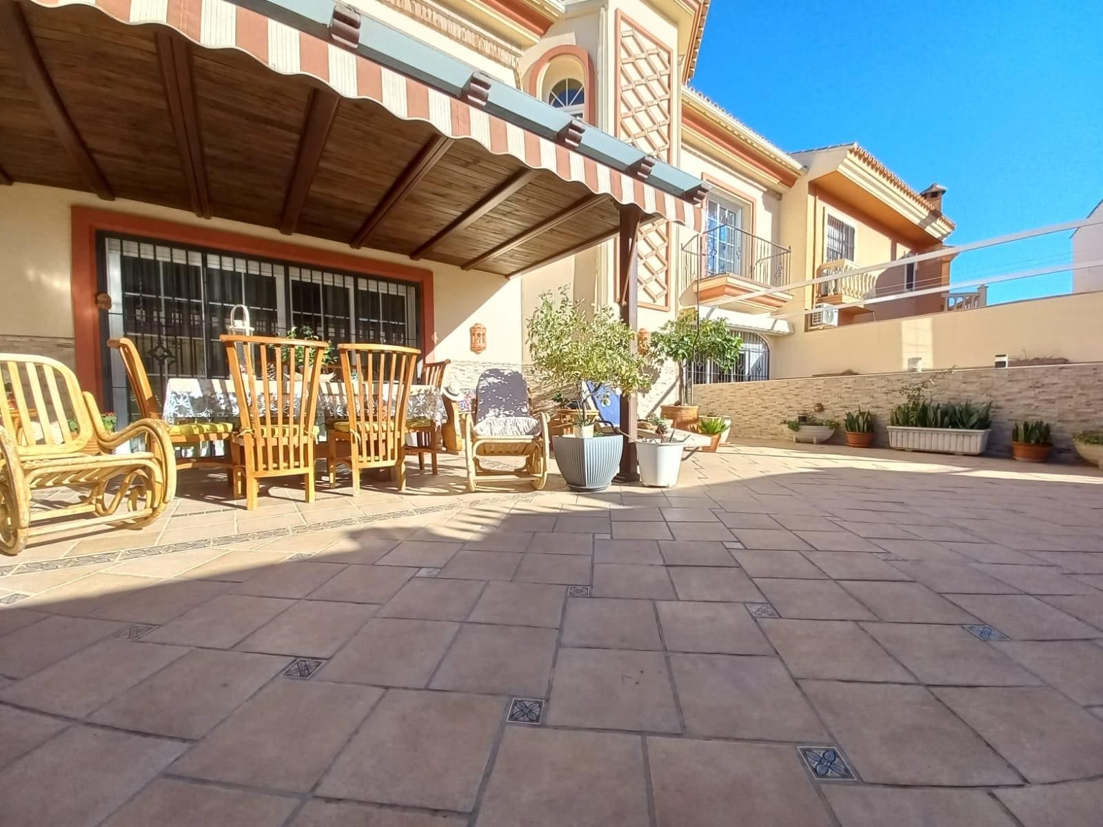 5-bedroom Semi-Detached House in San Pedro de Alcántara