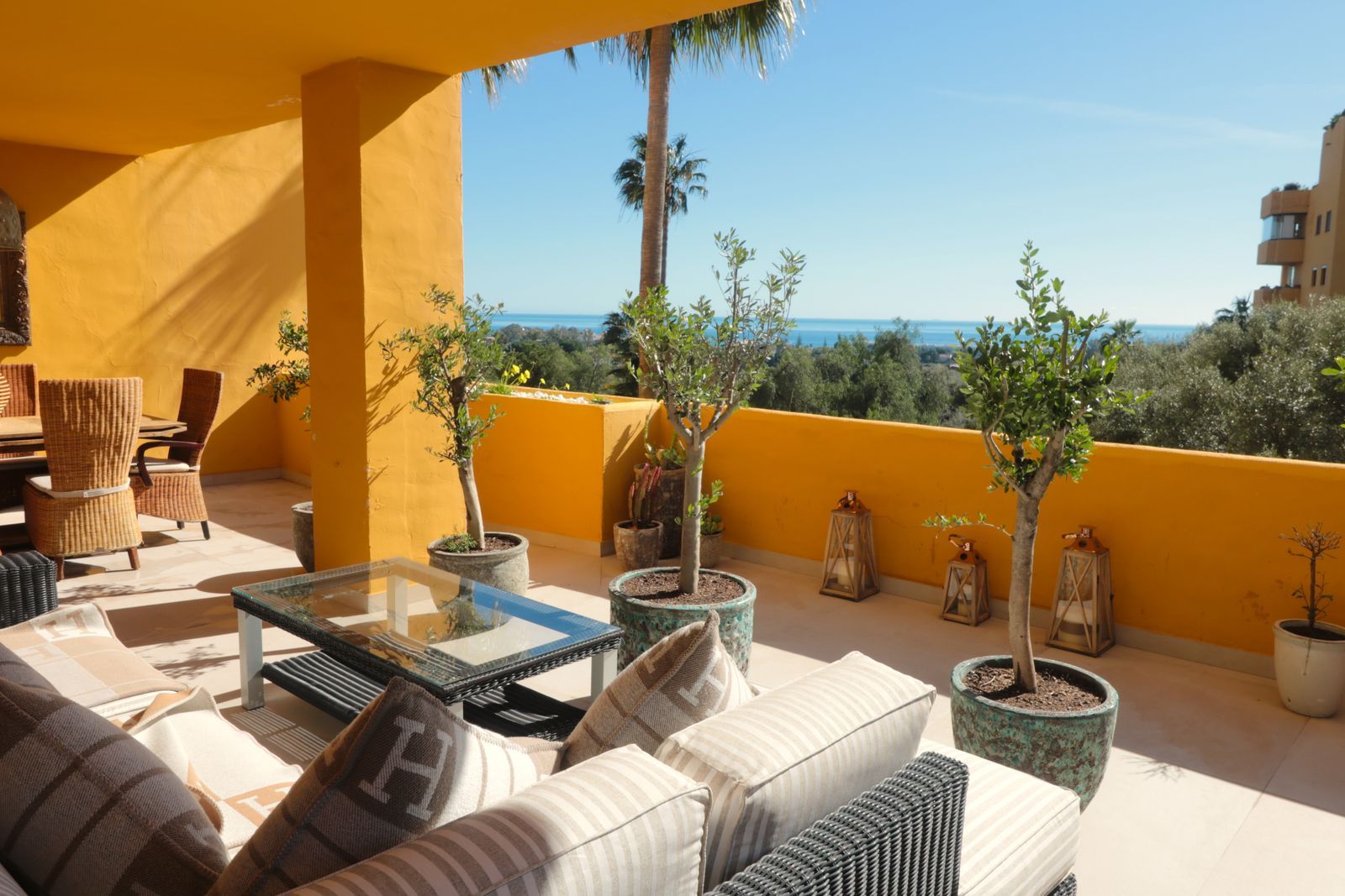 3-bedroom Ground Floor Apartment in New Golden Mile