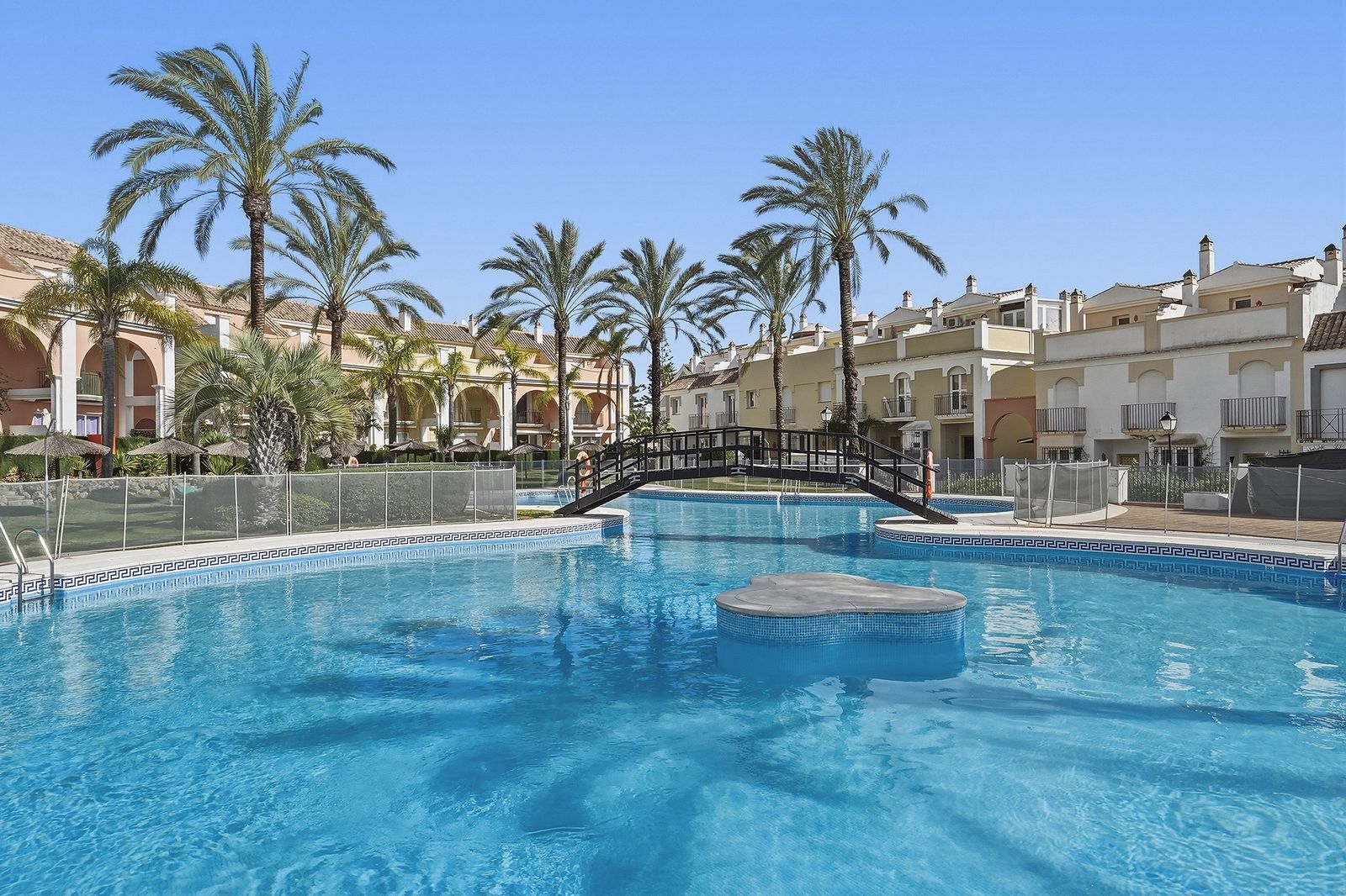 3-bedroom Townhouse in Bahía de Marbella