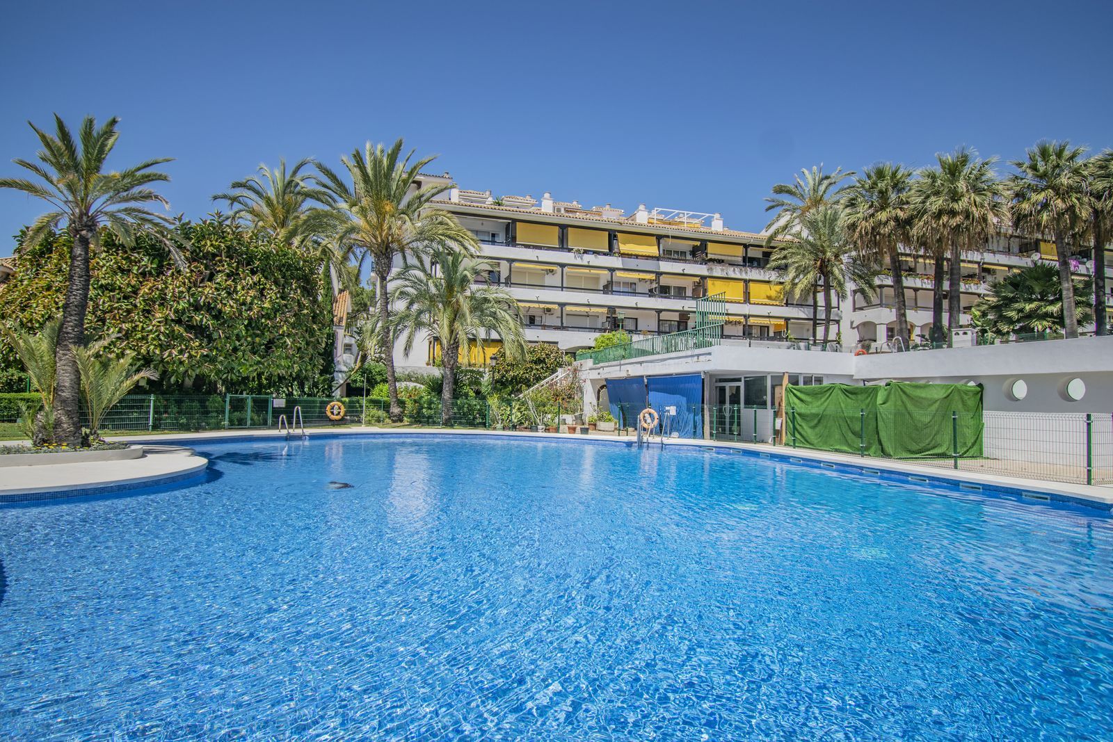 1-bedroom Penthouse in The Golden Mile
