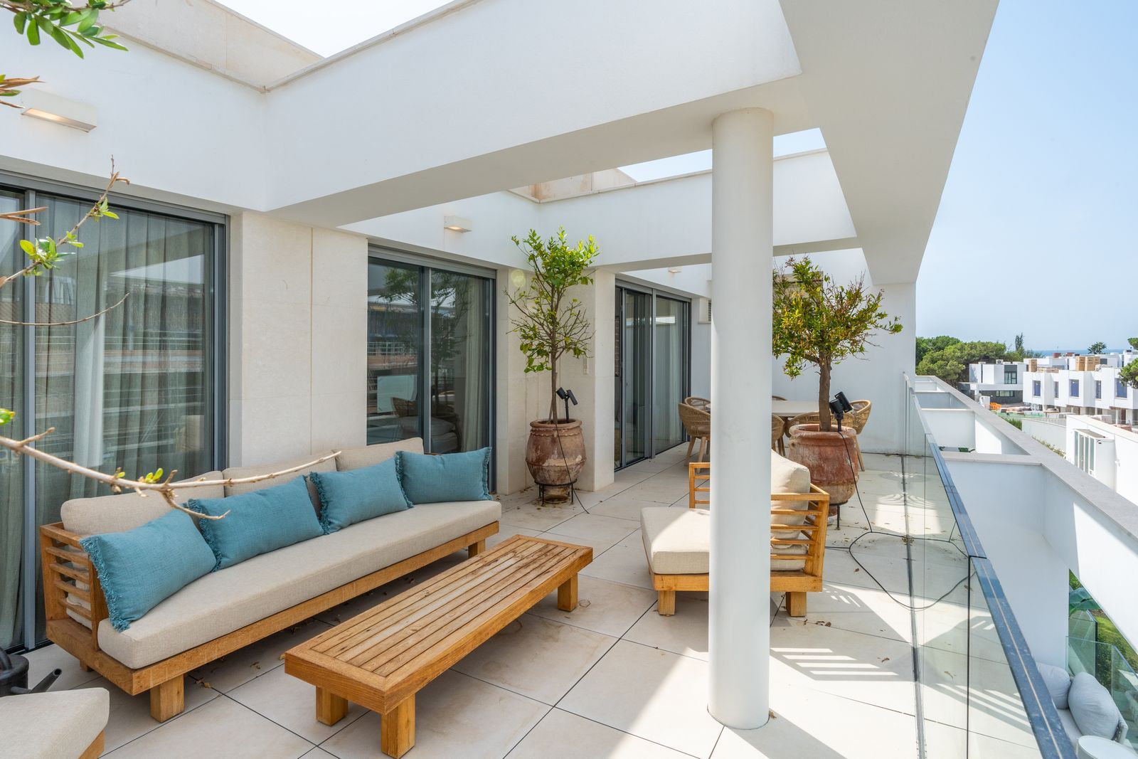 3-bedroom Penthouse in Elviria