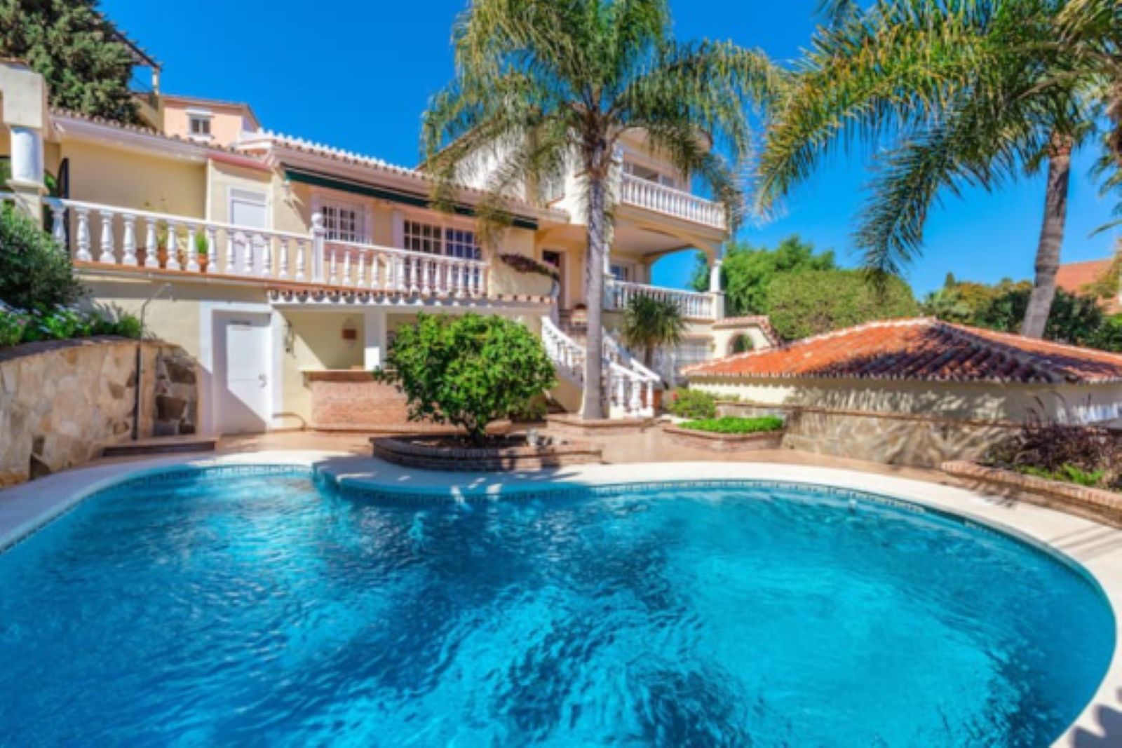 5-bedroom Villa in Nueva Andalucia