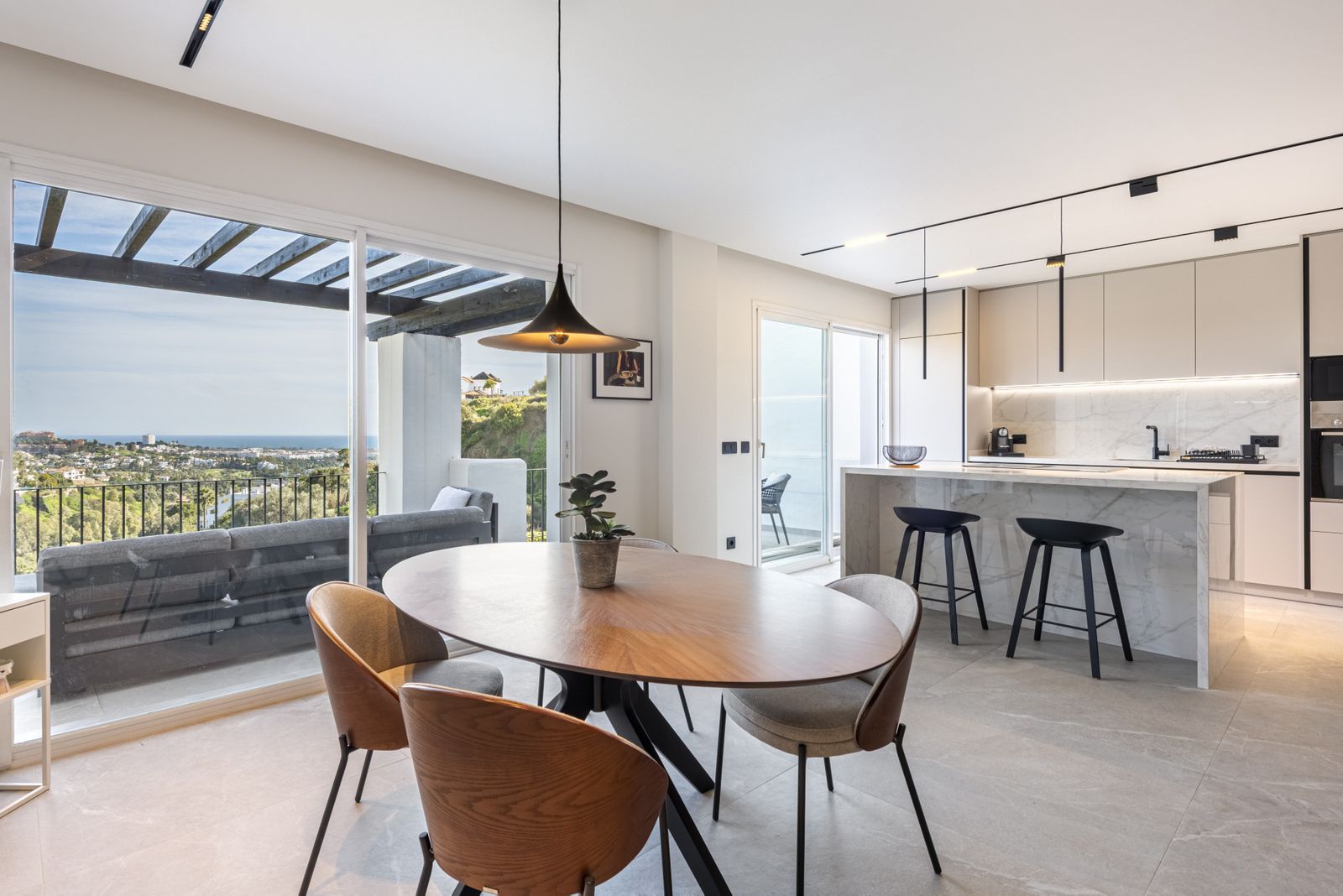 3-bedroom Penthouse Duplex in La Quinta
