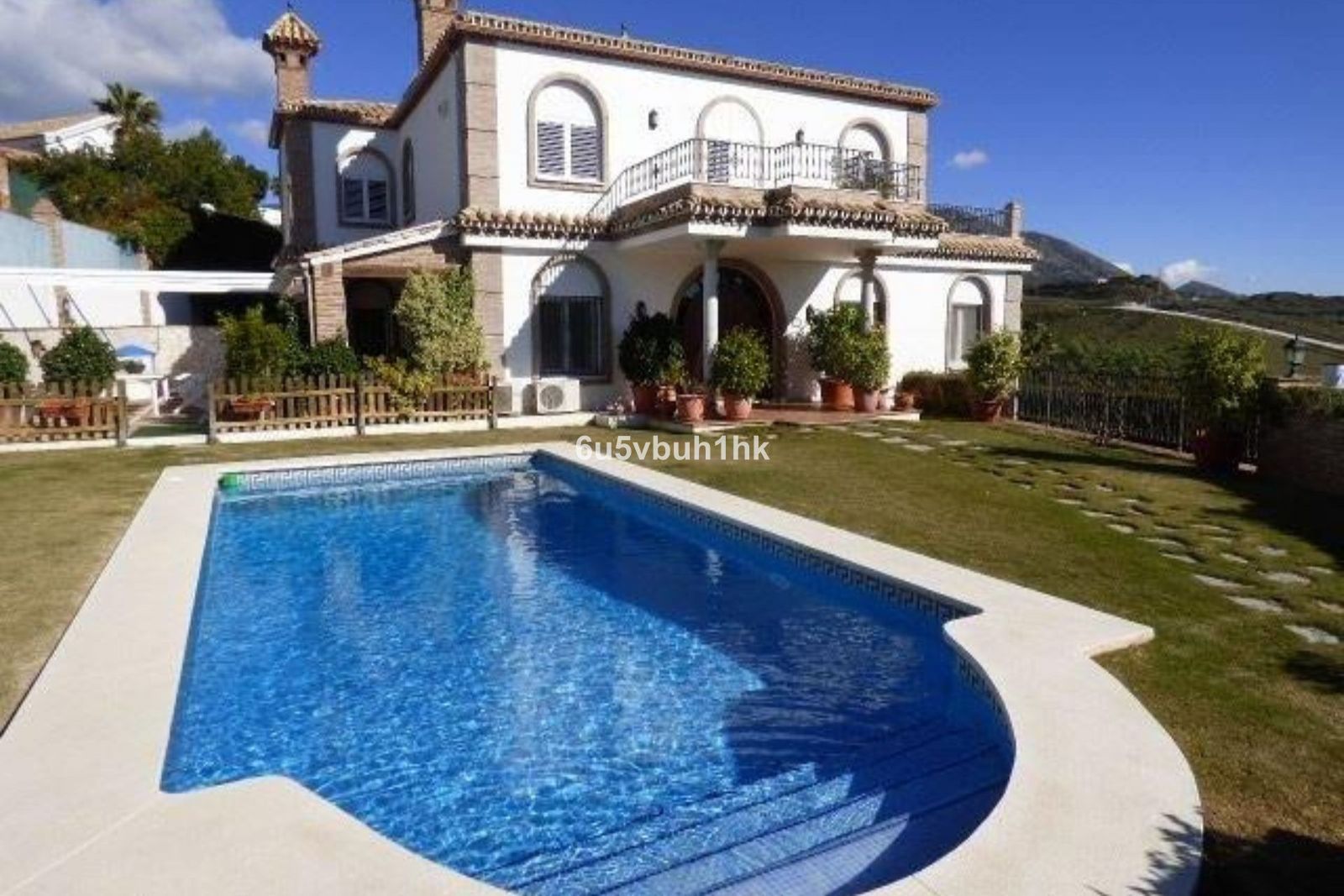 4-bedroom Villa in Mijas Costa