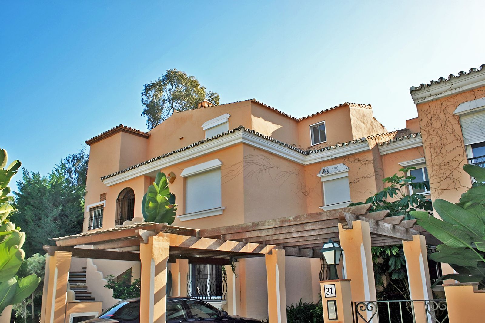 4-bedroom Penthouse Duplex in New Golden Mile