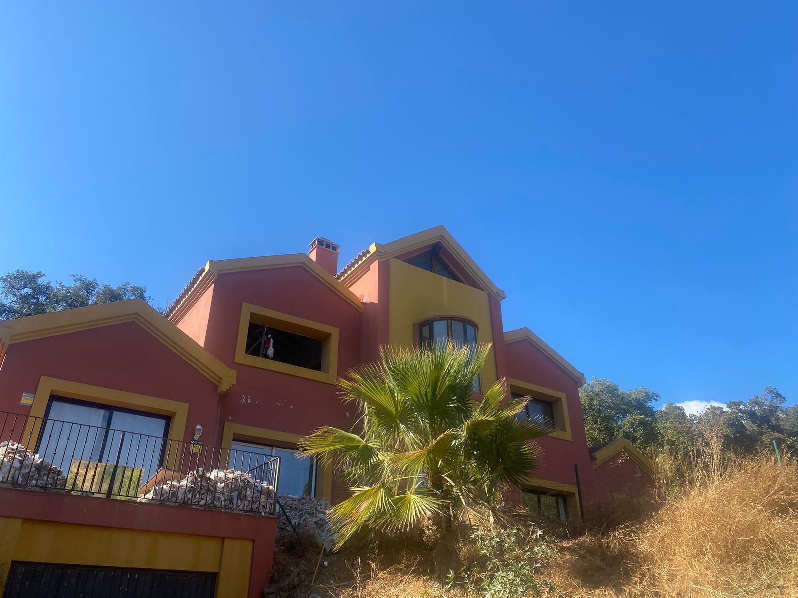 6-bedroom Villa in Elviria