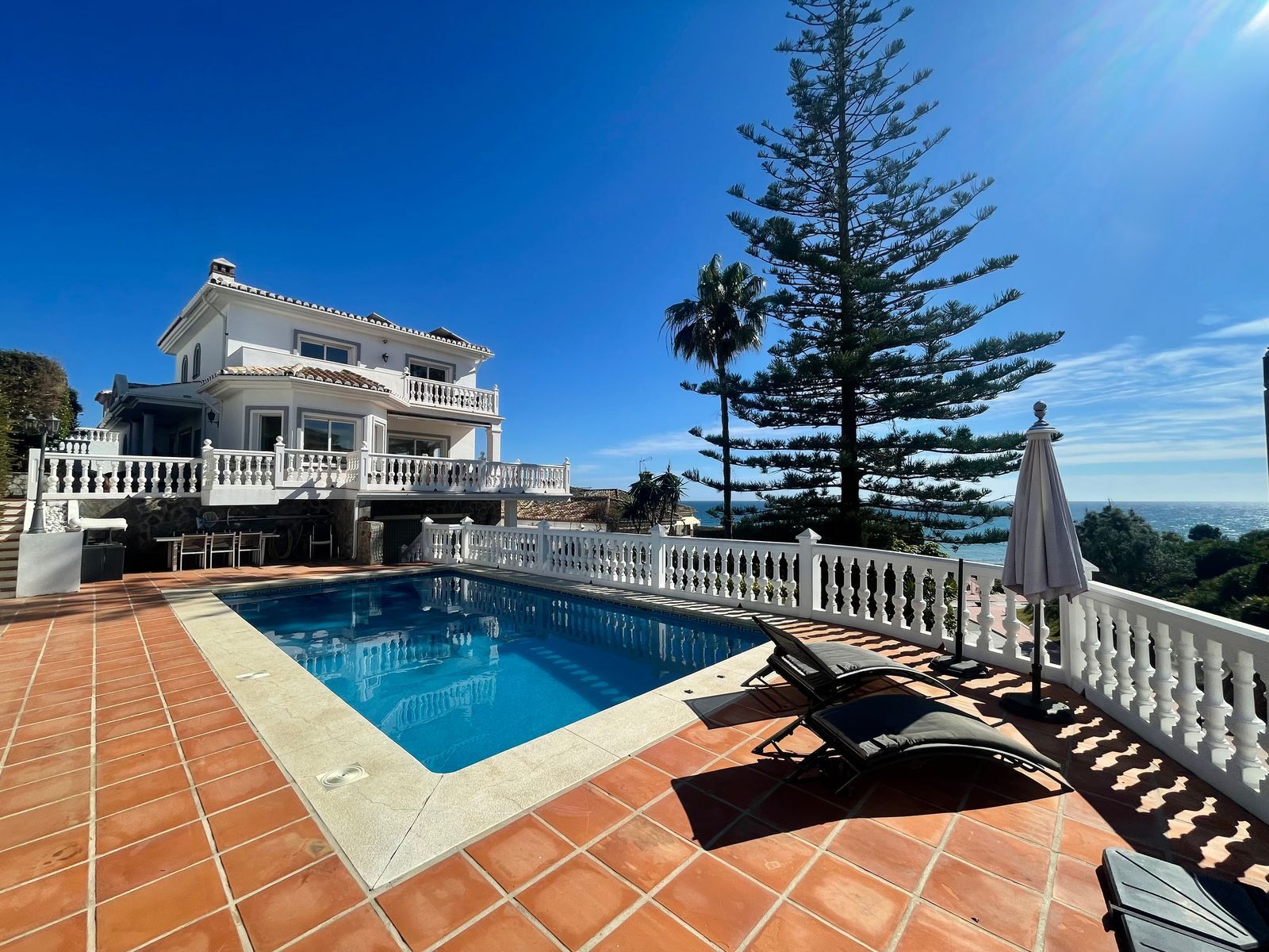 4-bedroom Villa in El Chaparral