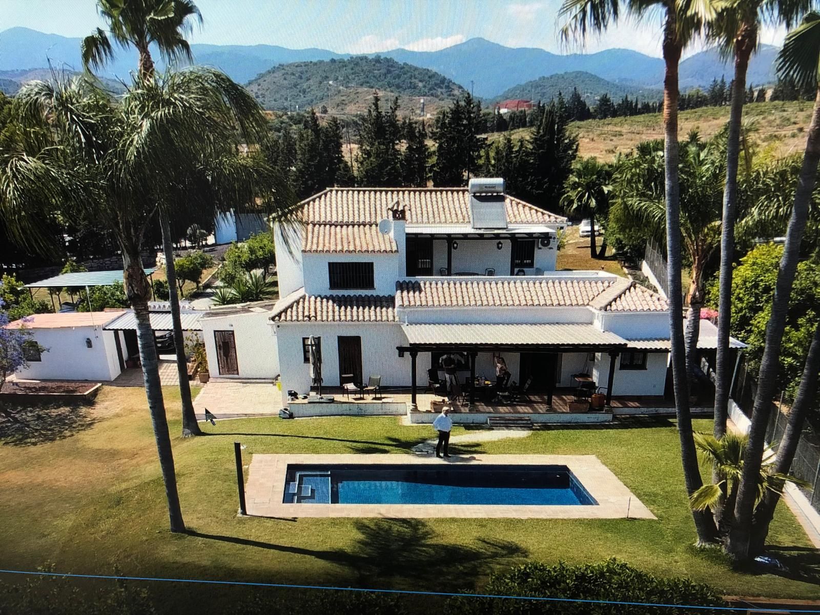 4-bedroom Finca - Cortijo in Estepona
