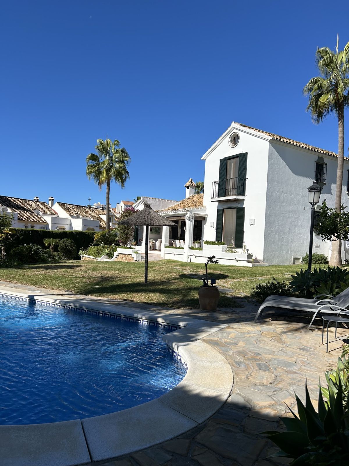 4-bedroom Villa in New Golden Mile