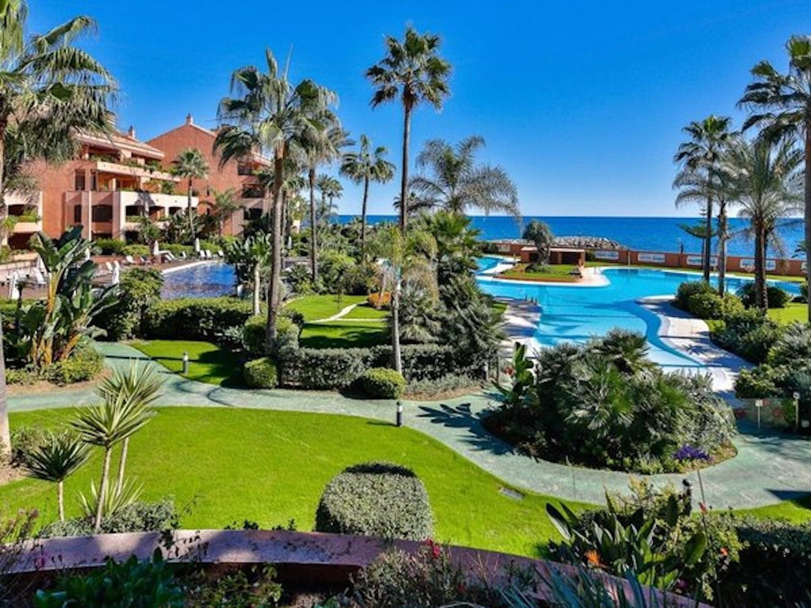 2-bedroom Ground Floor Apartment in Puerto Banús