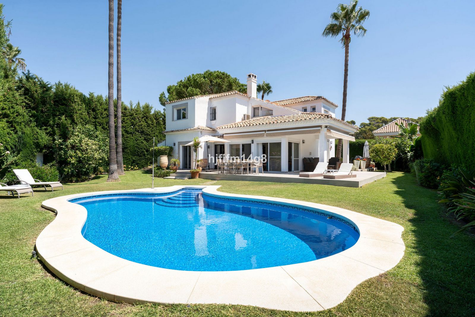 5-bedroom Villa in Nueva Andalucia